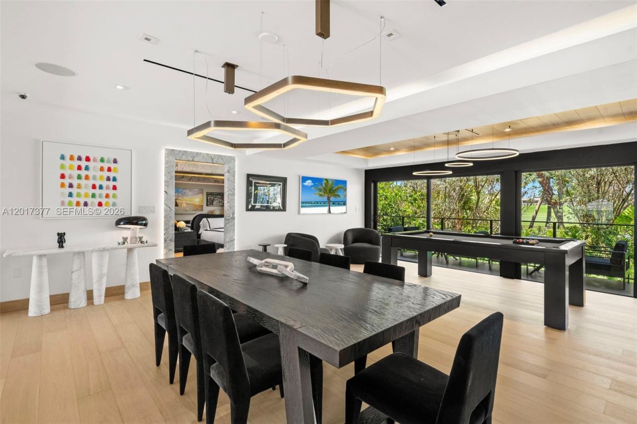 5750 La Gorce Dr, Miami Beach, FL 33140 Photo