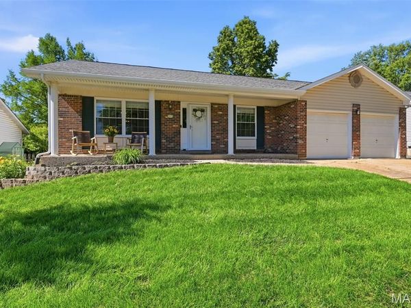 1377 Nykiel Court, Ballwin, MO 63011