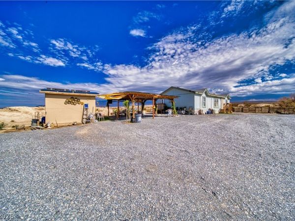 1440 E Irene Street , Pahrump, NV 89060