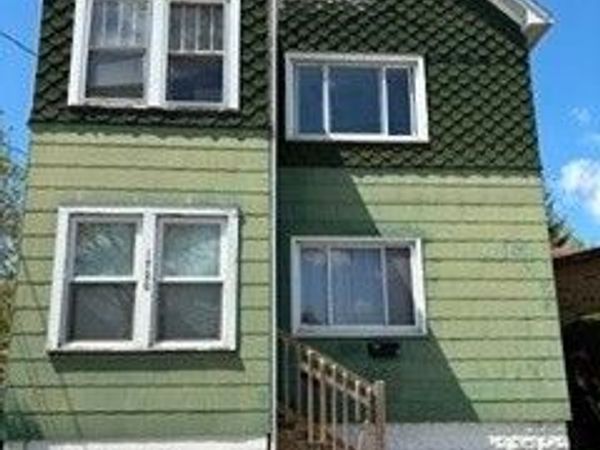1720 Hyde Park Boulevard, Niagara Falls, NY 14305