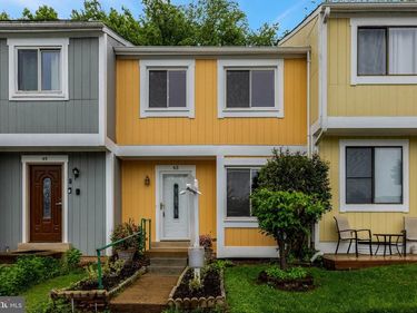 43 SUGARLAND SQUARE COURT, STERLING, VA 20164
