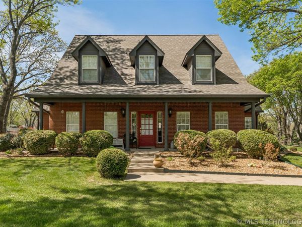 7408 N 202nd East Avenue , Owasso, OK 74055