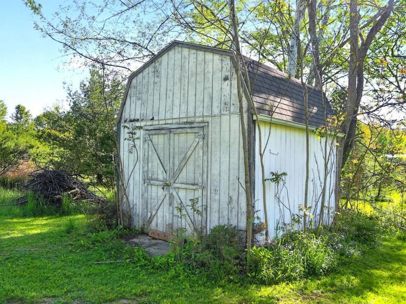 14222 Monroe Mills Road, Howard, OH 43028 Photo 18