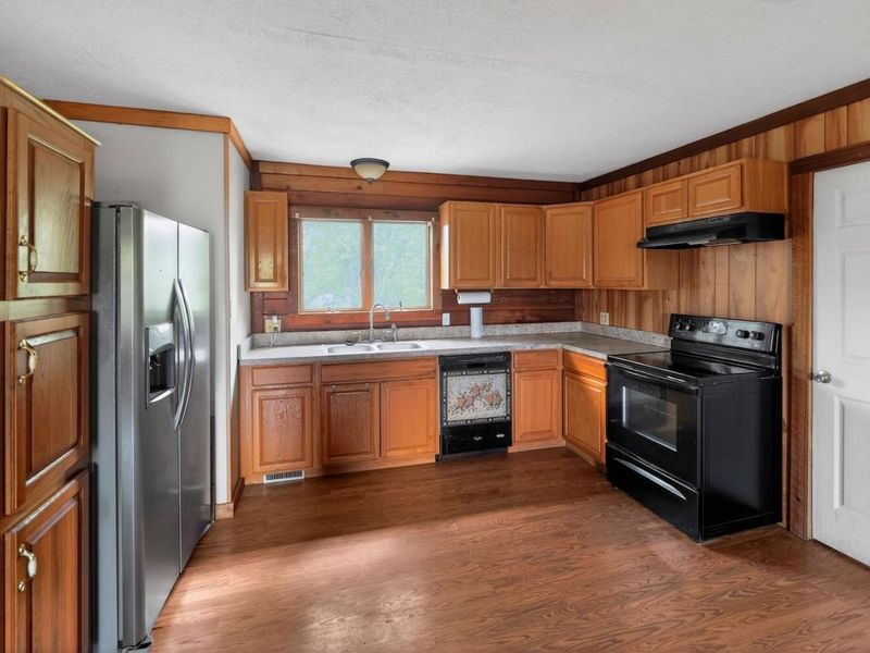 14222 Monroe Mills Road, Howard, OH 43028 Photo 7