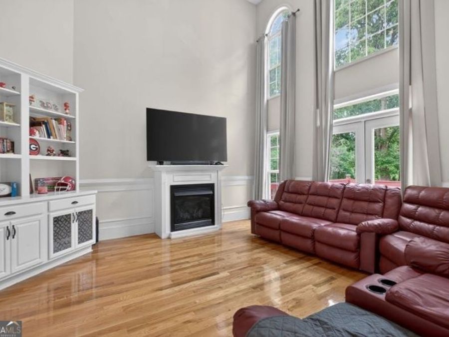 Property Image 38