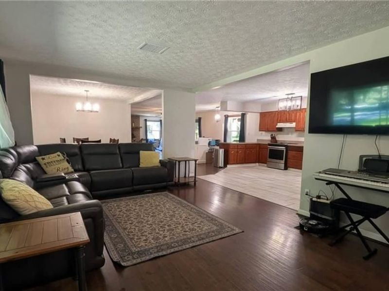 3041 Clear Springs Road, Xenia Township, OH 45370 Photo 4