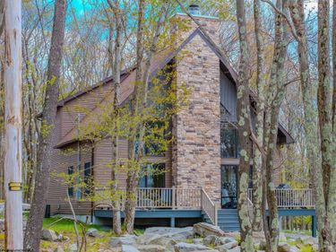 134 Day Lily Circle, Terra Alta, WV 26764