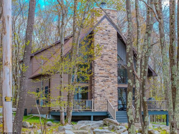 134 Day Lily Circle, Terra Alta, WV 26764