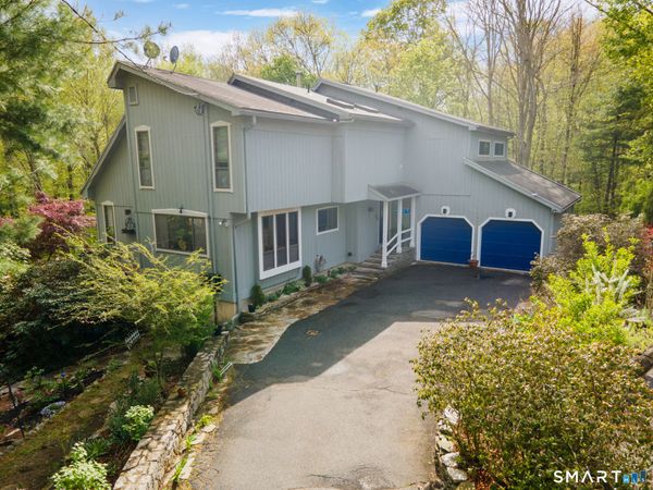 26 Vidich, Naugatuck, CT 06770