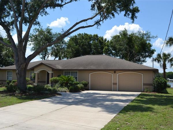 26 SE OCALE WAY , SUMMERFIELD, FL 34491