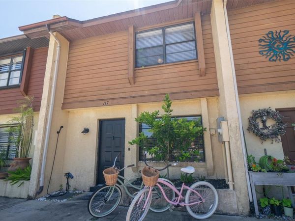117 HARBOR DRIVE , CAPE CANAVERAL, FL 32920