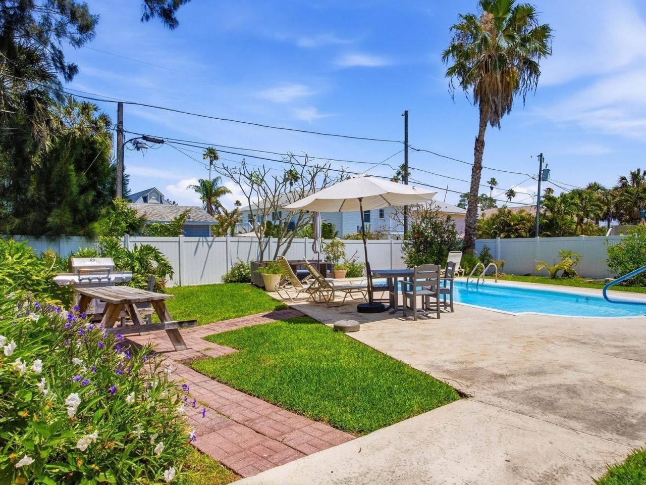 1005 Gulf Boulevard, Unit 10, Indian Rocks Beach, FL 33785 Photo