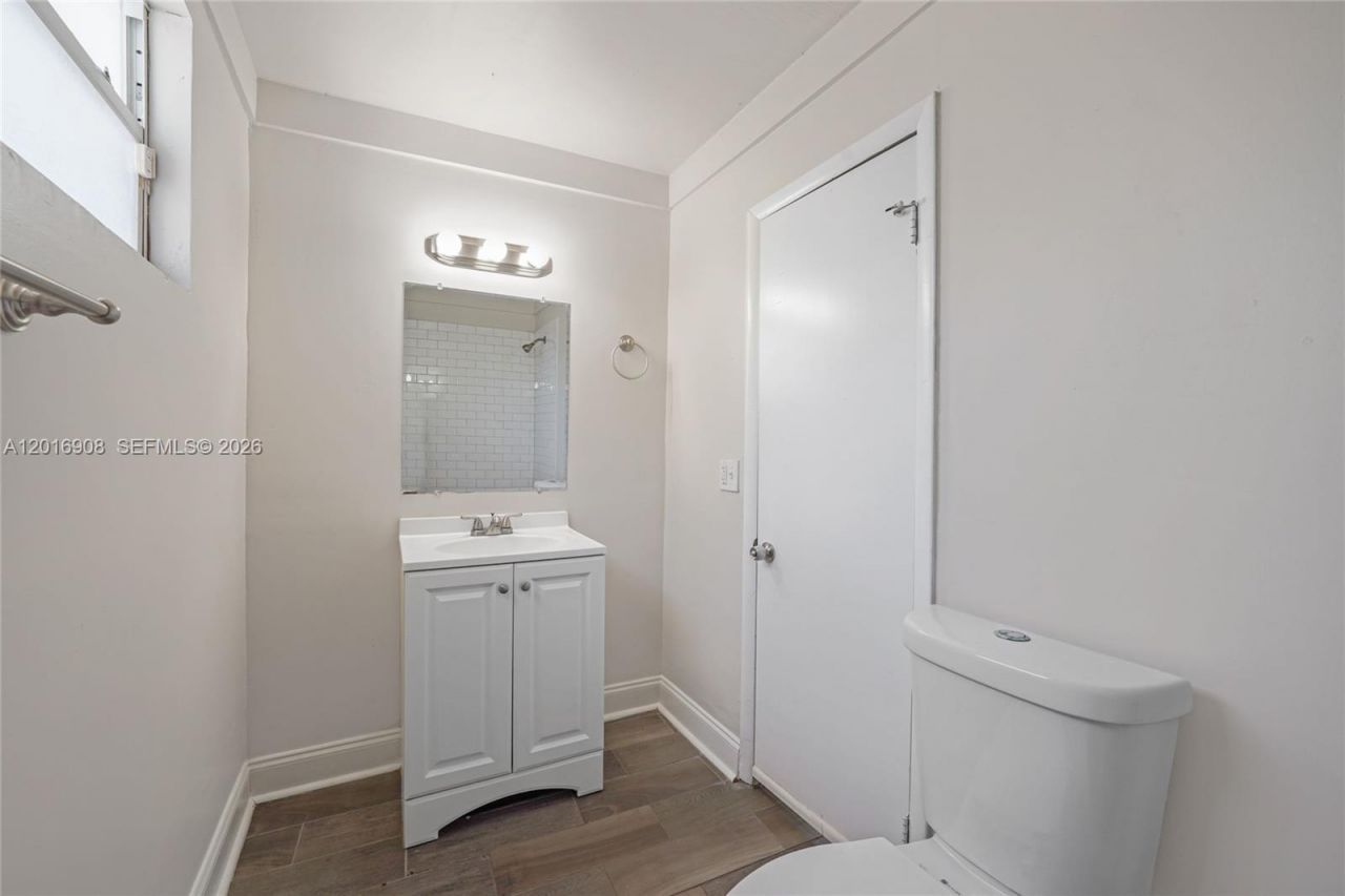 311 S Federal Hwy , Lake Worth, FL 33460 Photo