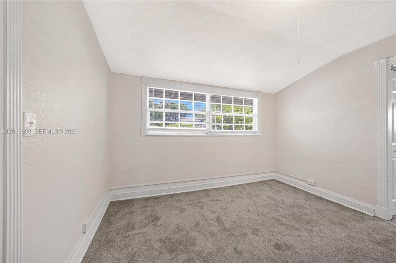 311 S Federal Hwy , Lake Worth, FL 33460 Photo
