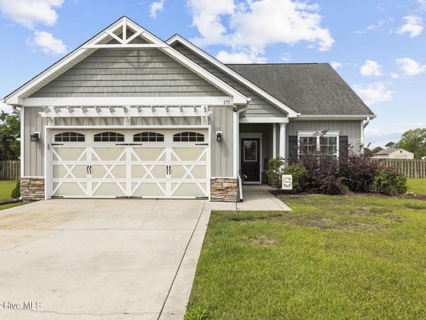 173 Windfield Lane, Holly Ridge, NC 28445