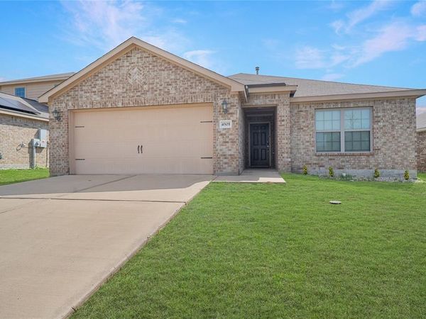 4505 Mares Tail Drive, Forney, TX 75126
