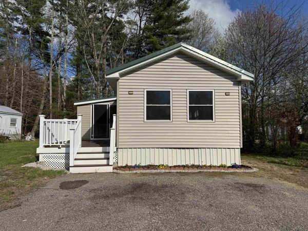 27 Mavis Avenue, Rochester, NH 03867