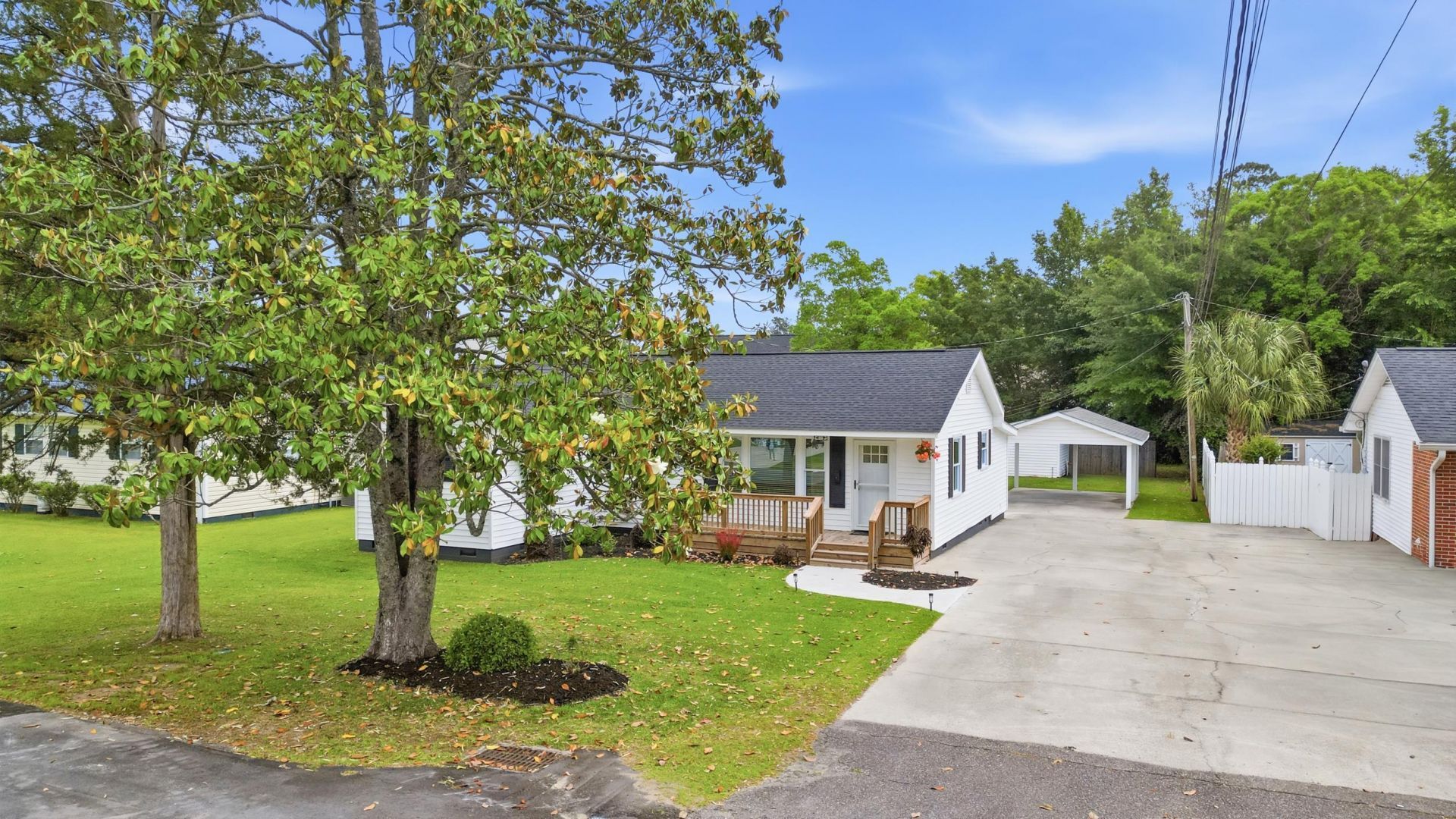 1302 Collins Park St.  Photo 29