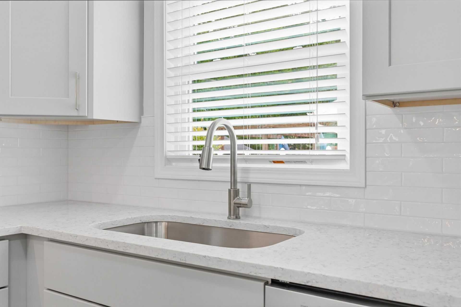 1302 Collins Park St.  Photo 7