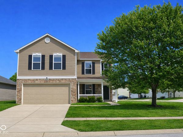 1795 Feather Reed Lane , Greenwood, IN 46143