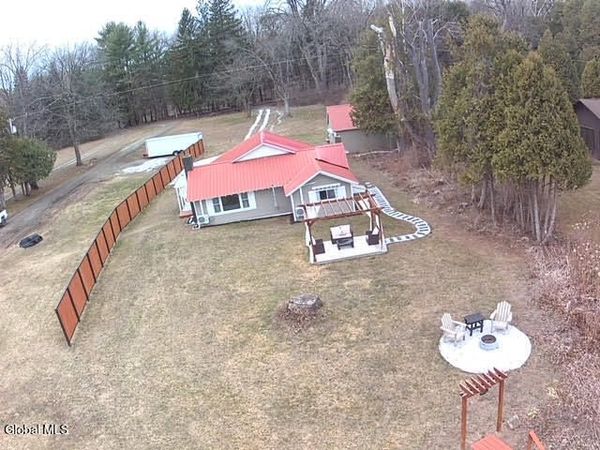 12 Berry Patch Lane, Crown Point, NY 12928
