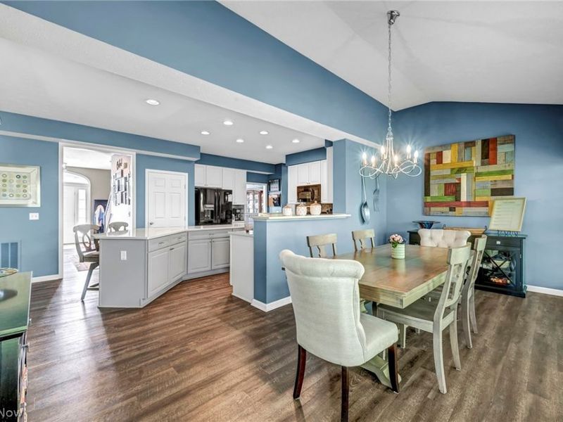 2663 Ambridge Drive, Avon, OH 44011 Photo 18