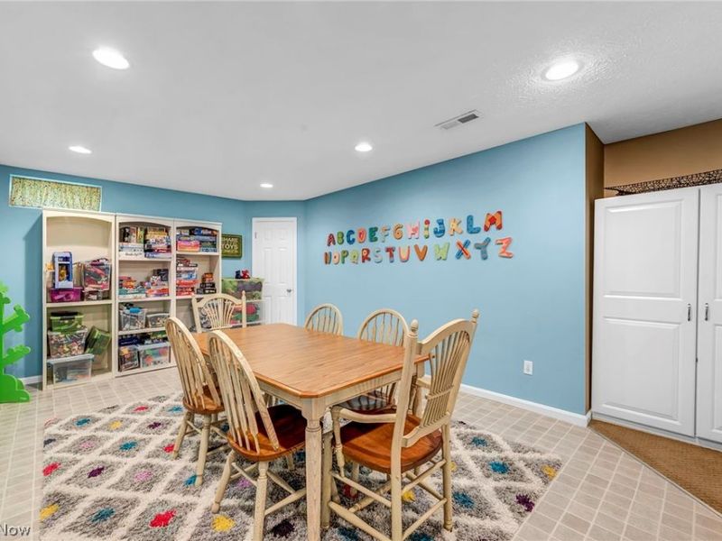 2663 Ambridge Drive, Avon, OH 44011 Photo 44