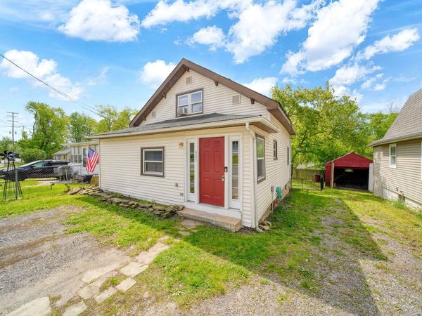 407 Hinckley Boulevard, Jackson, MI 49203