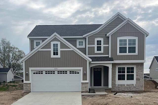 670 Lincoln Lawns Drive Nw, Grand Rapids, MI 49534 Main Photo