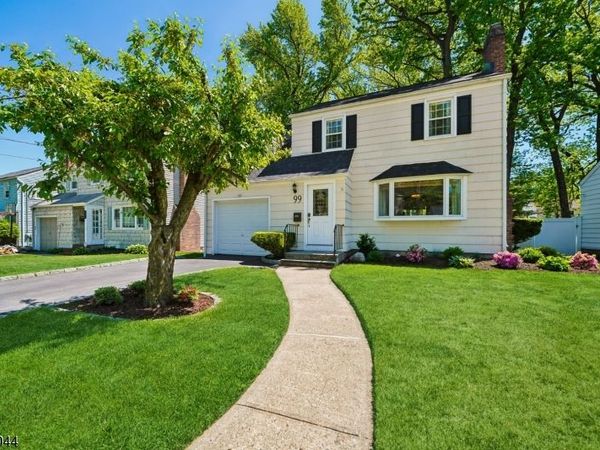 99 Ferncliff Rd, Bloomfield, NJ 07003