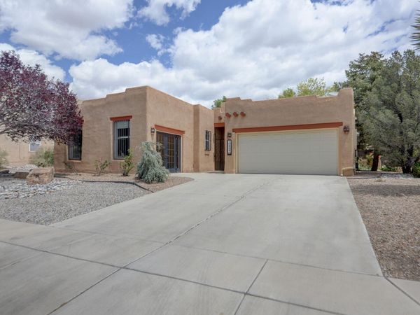 10908 Catamount Drive NW, Albuquerque, NM 87114
