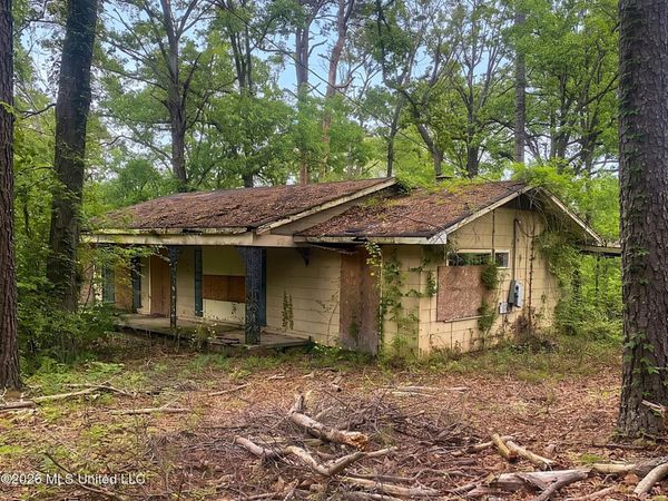 2480 Paden Street, Jackson, MS 39204
