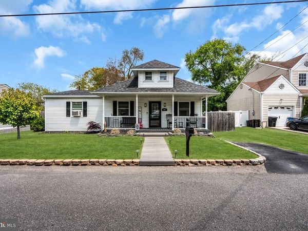 49 ILLINOIS AVENUE, WARETOWN, NJ 08758