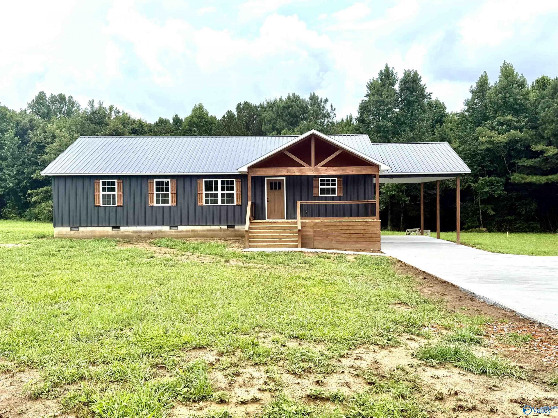 92 Edgefield Road, Boaz, AL 35956 Main Photo