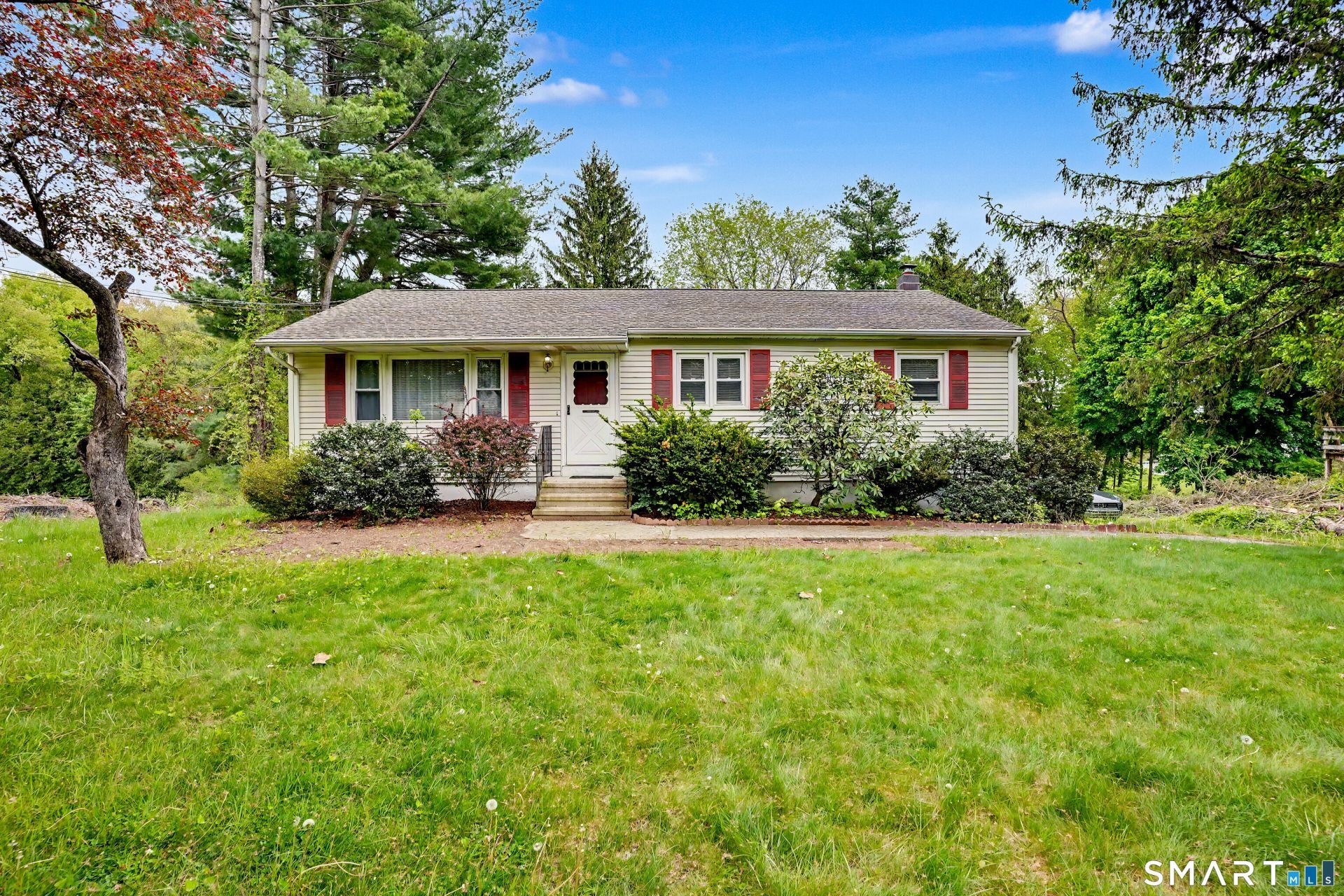 39 Sullivan, New Milford, CT 06776 Main Photo