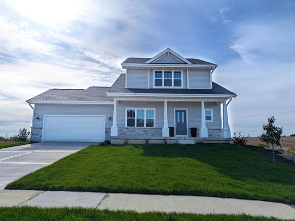 517 Spindrift Street, Mount Horeb, WI 53572