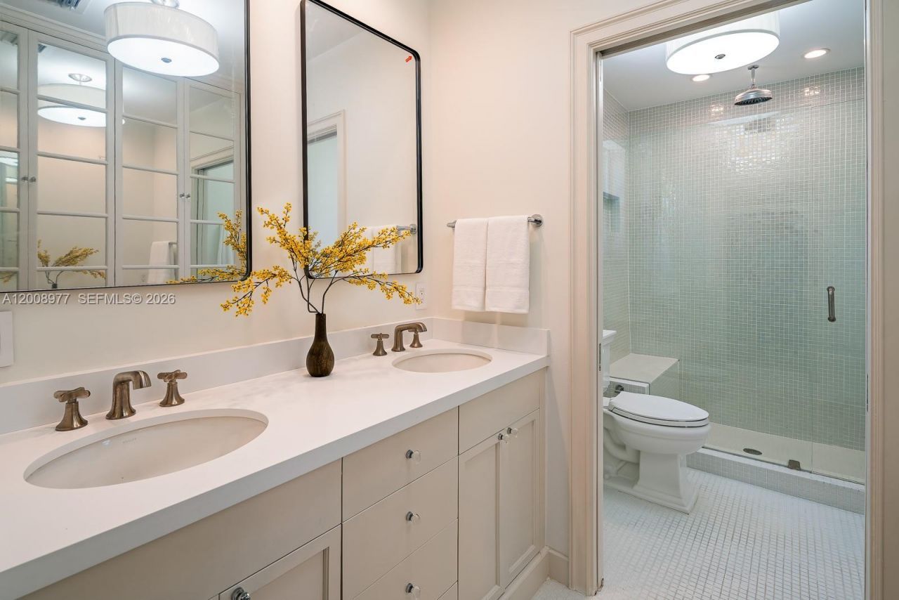 1228 Alhambra Cir, Coral Gables, FL 33134 Photo
