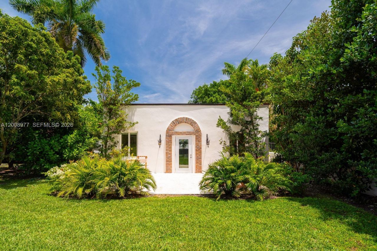 1228 Alhambra Cir, Coral Gables, FL 33134 Photo