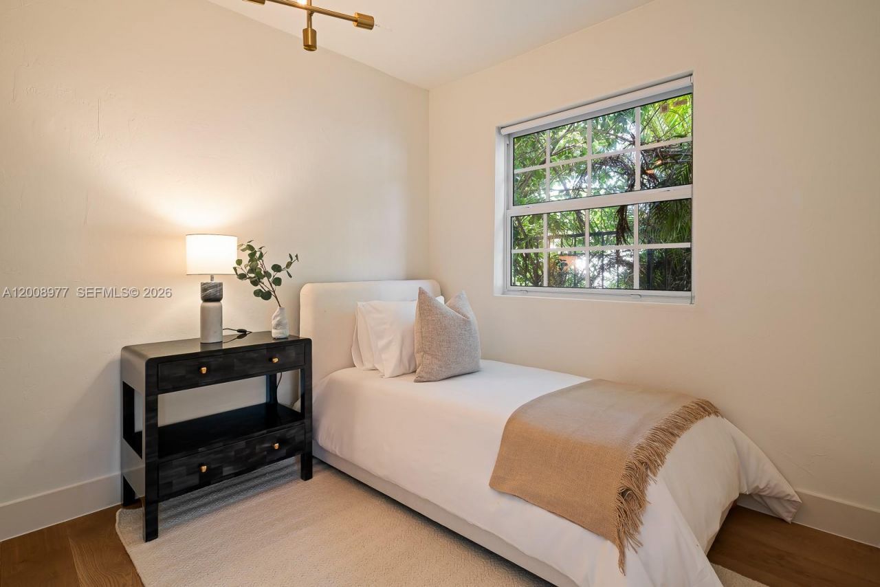 1228 Alhambra Cir, Coral Gables, FL 33134 Photo