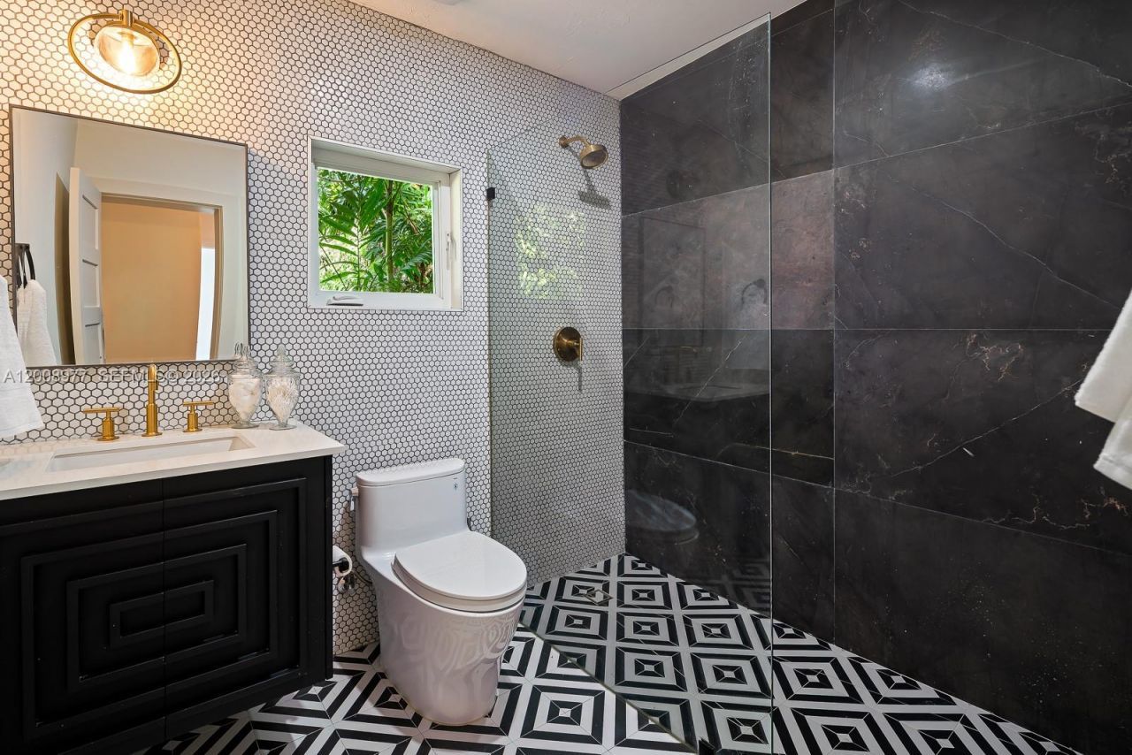 1228 Alhambra Cir, Coral Gables, FL 33134 Photo