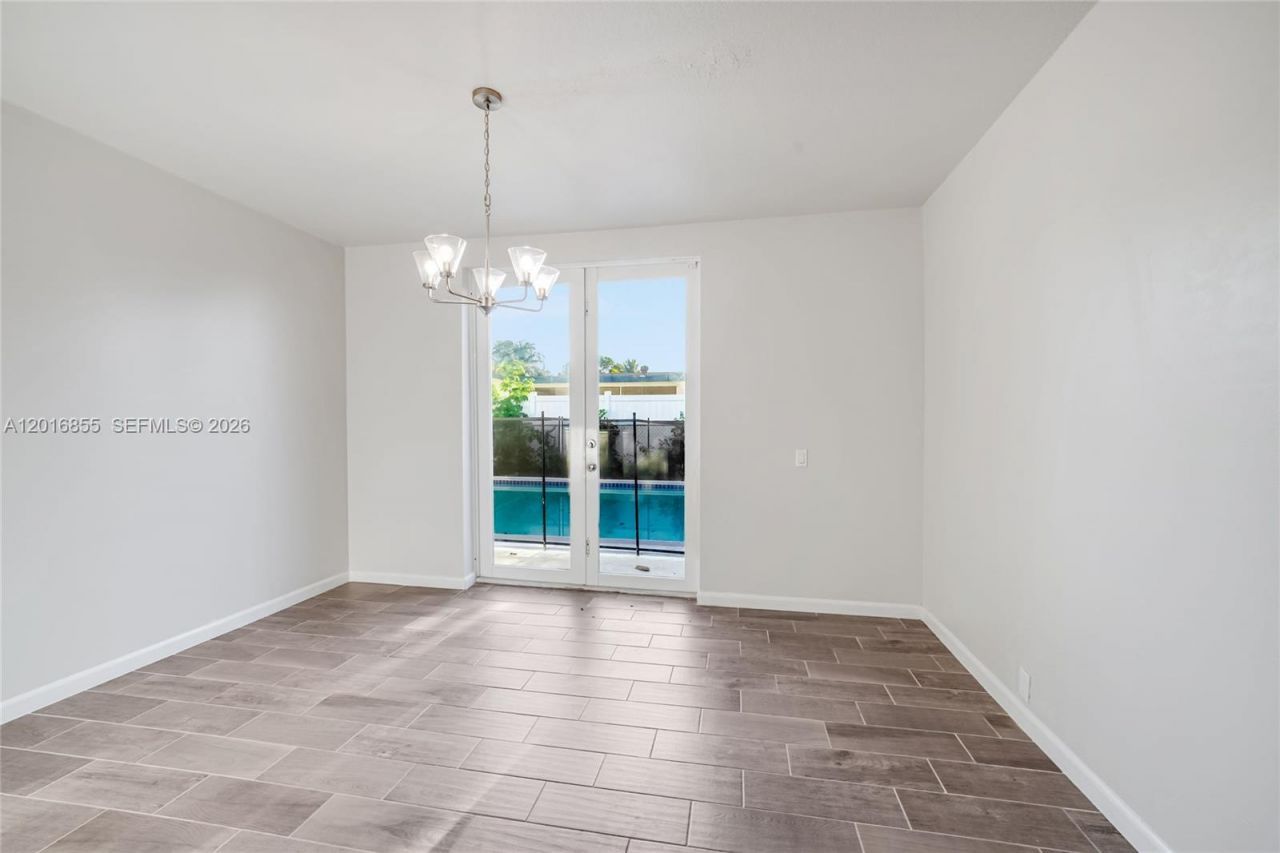 4301 NW 35th Ave , Lauderdale Lakes, FL 33309 Photo