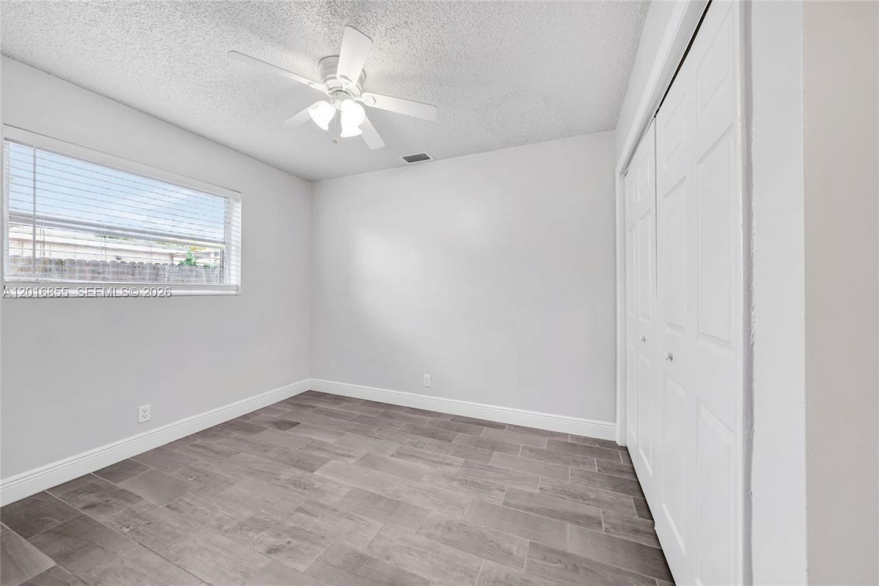 4301 NW 35th Ave , Lauderdale Lakes, FL 33309 Photo