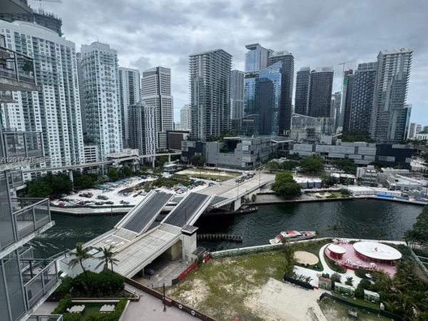 350 S Miami Ave, Unit 2010, Miami, FL 33130