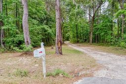 11481 Voorhees Road photo 4