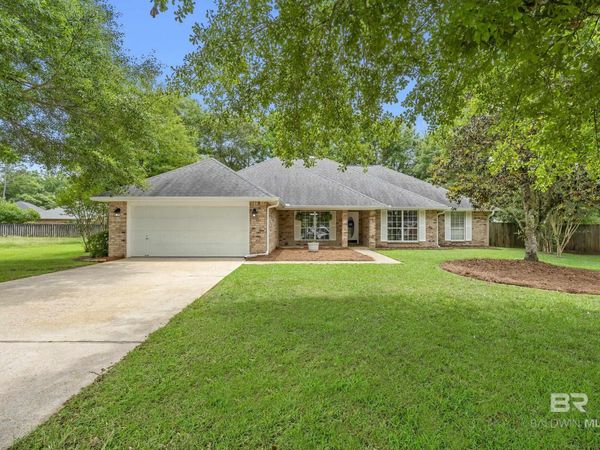 25379 N Sunset Court, Loxley, AL 36551