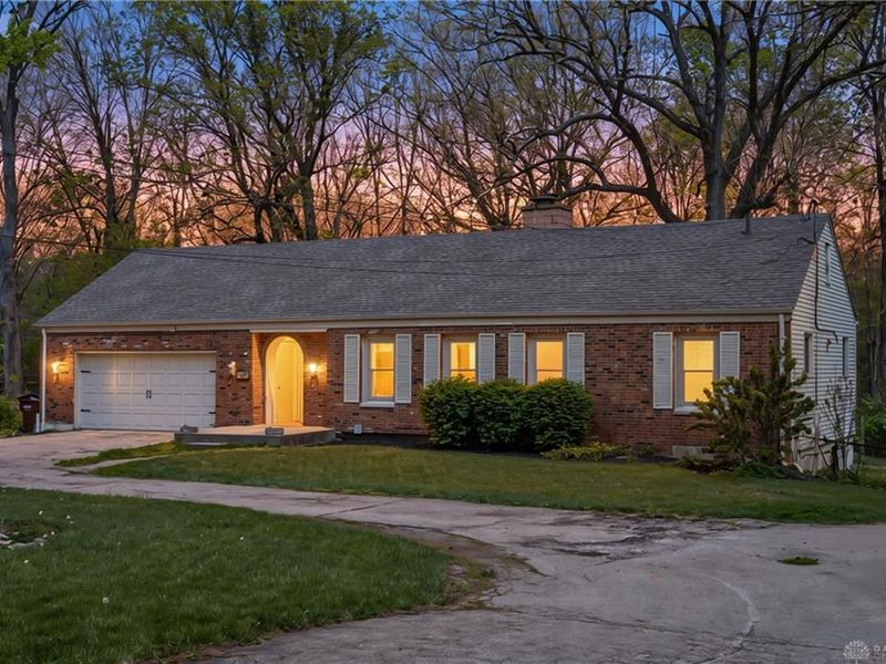 315 E Westbrook Road, Clayton, OH 45415 Photo 1