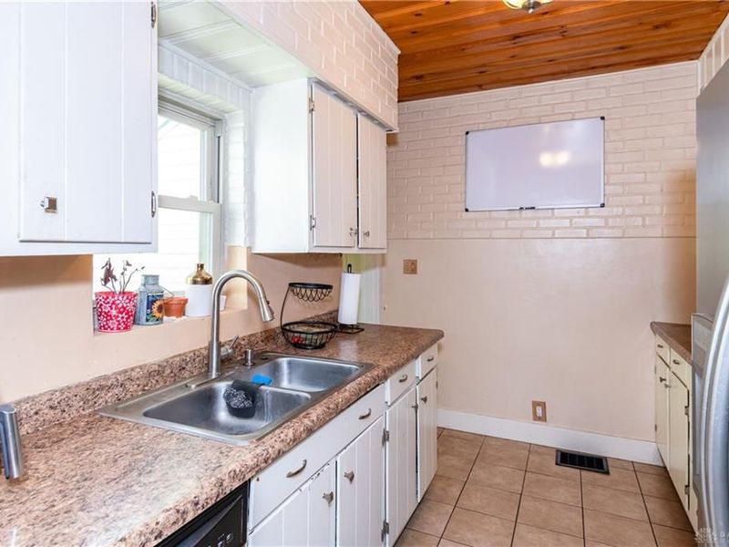 315 E Westbrook Road, Clayton, OH 45415 Photo 13