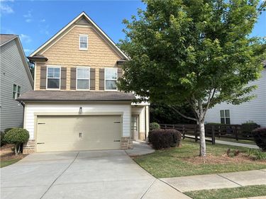 5934 Watersdown Way, Flowery Branch, GA 30542
