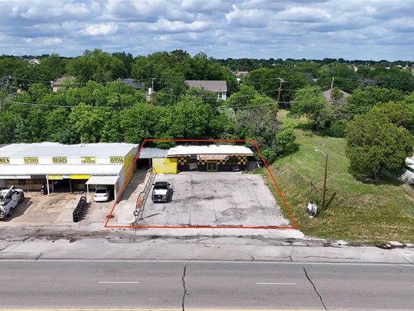 2800 Jacksboro Highway , Fort Worth, TX 76114