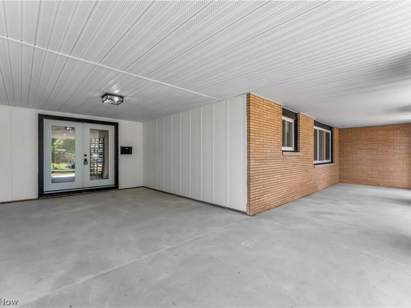 1982 Edenhall Drive, Lyndhurst, OH 44124 Photo 8